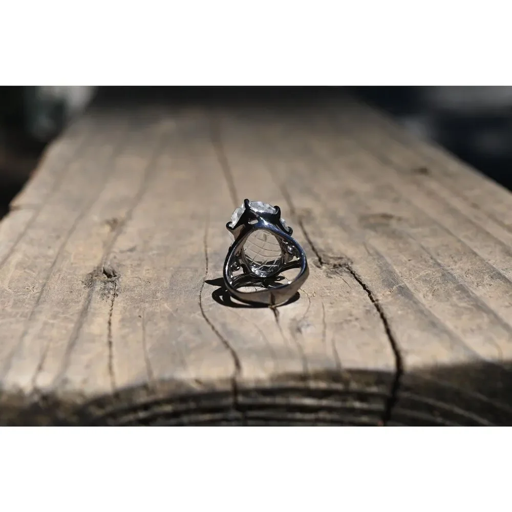 26 carat quartz ring, solitaire size 8